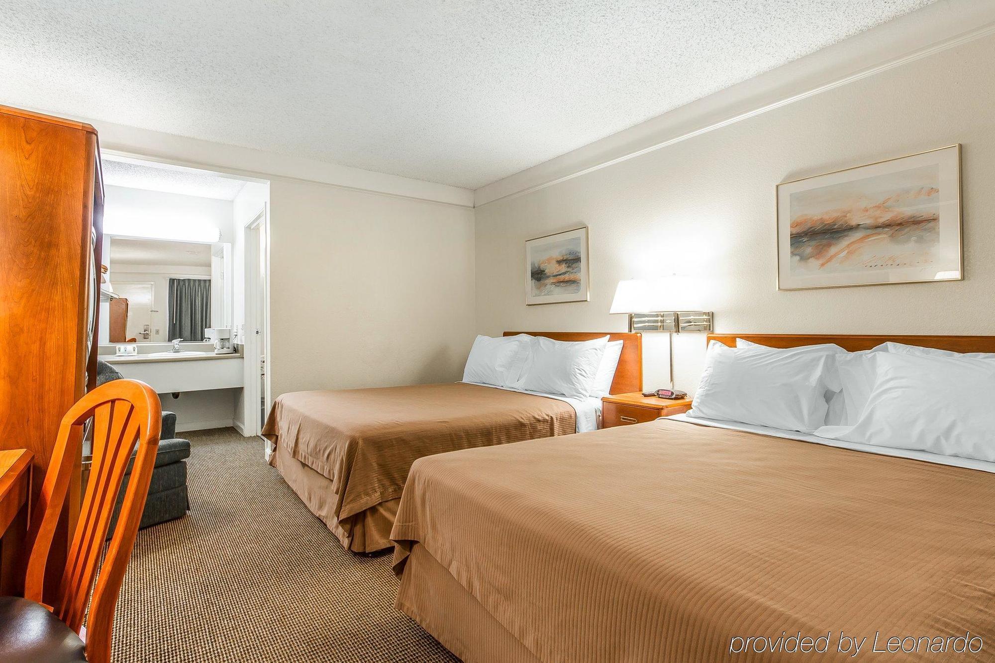 Quality Inn Стоктон Экстерьер фото