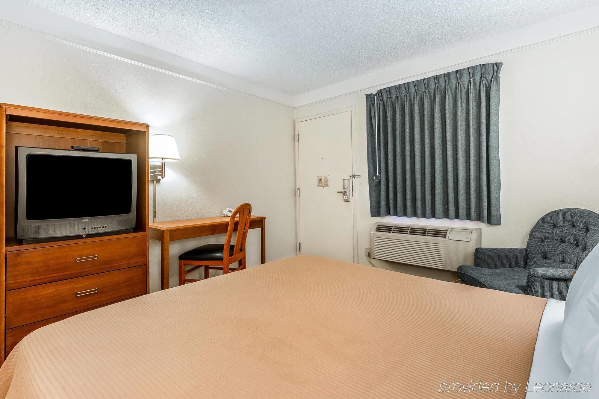 Quality Inn Стоктон Экстерьер фото