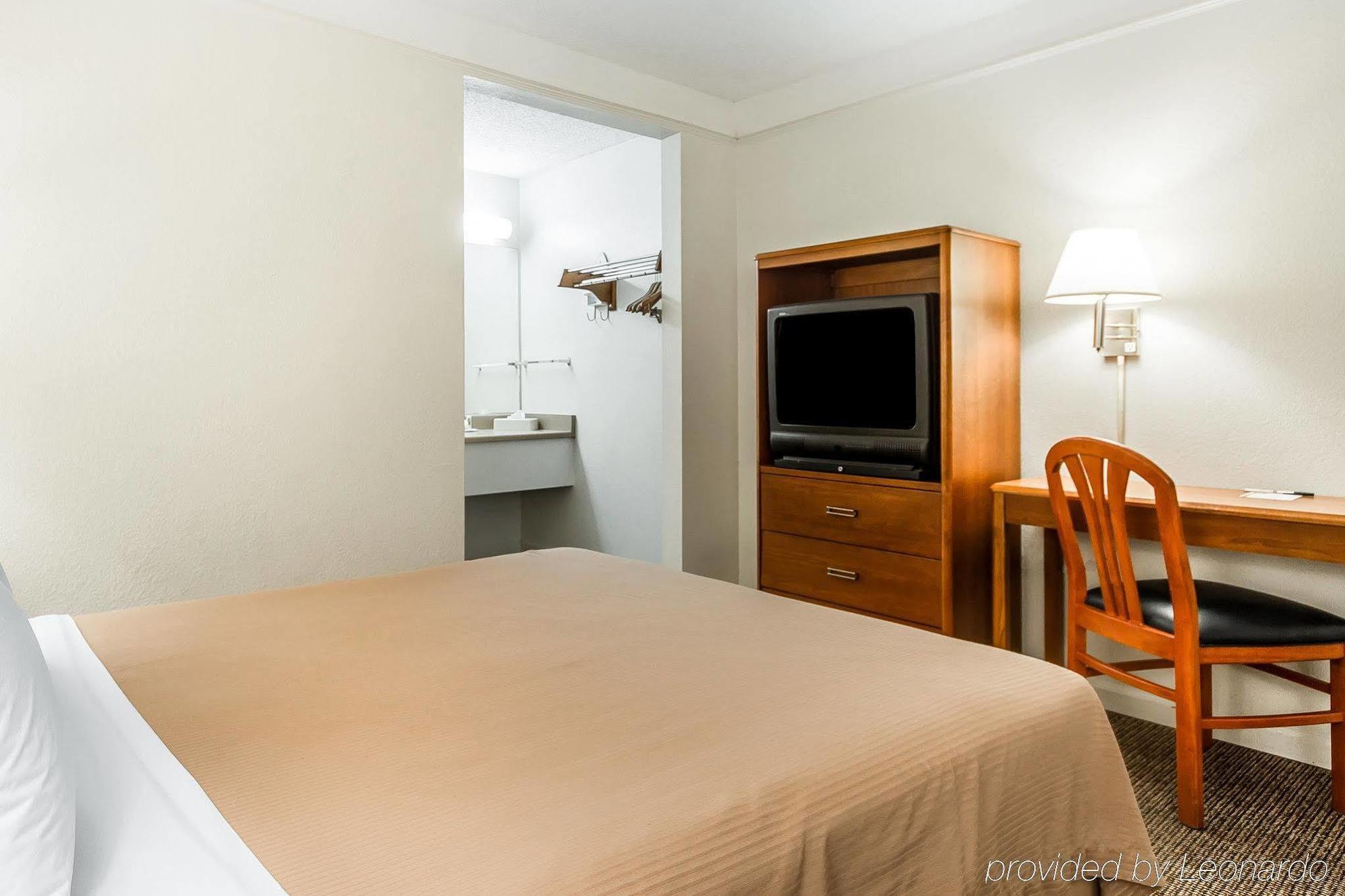 Quality Inn Стоктон Экстерьер фото